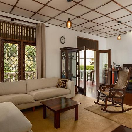 Surveyor'S Residence Bungalow Kandy Eksteriør billede