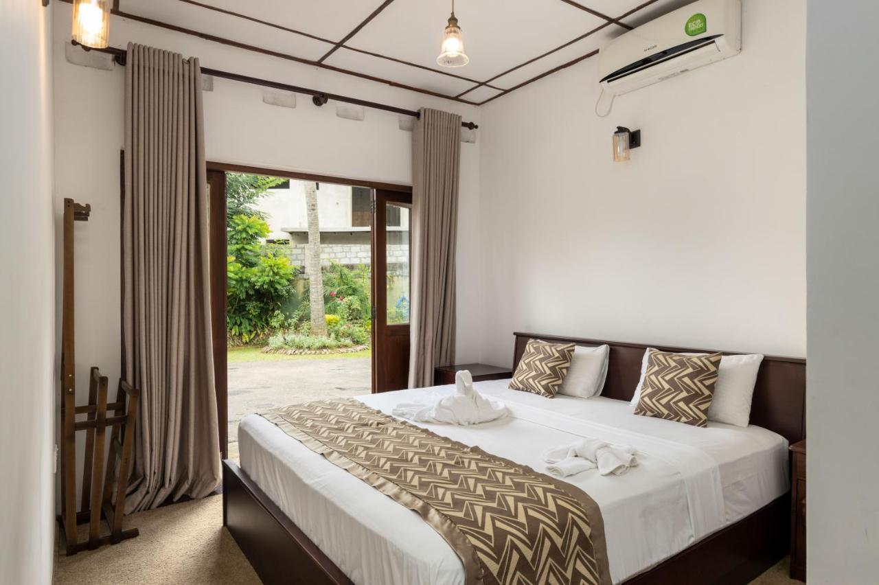 Surveyor'S Residence Bungalow Kandy Eksteriør billede