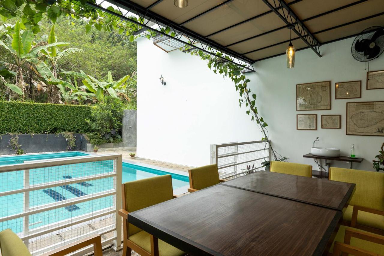Surveyor'S Residence Bungalow Kandy Eksteriør billede