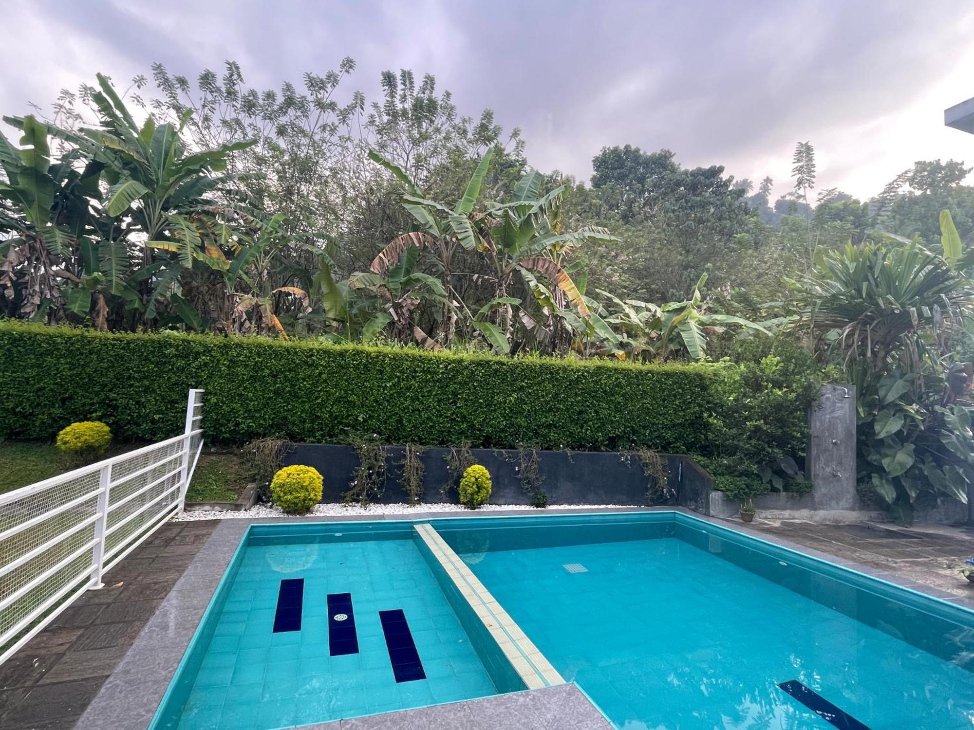 Surveyor'S Residence Bungalow Kandy Eksteriør billede